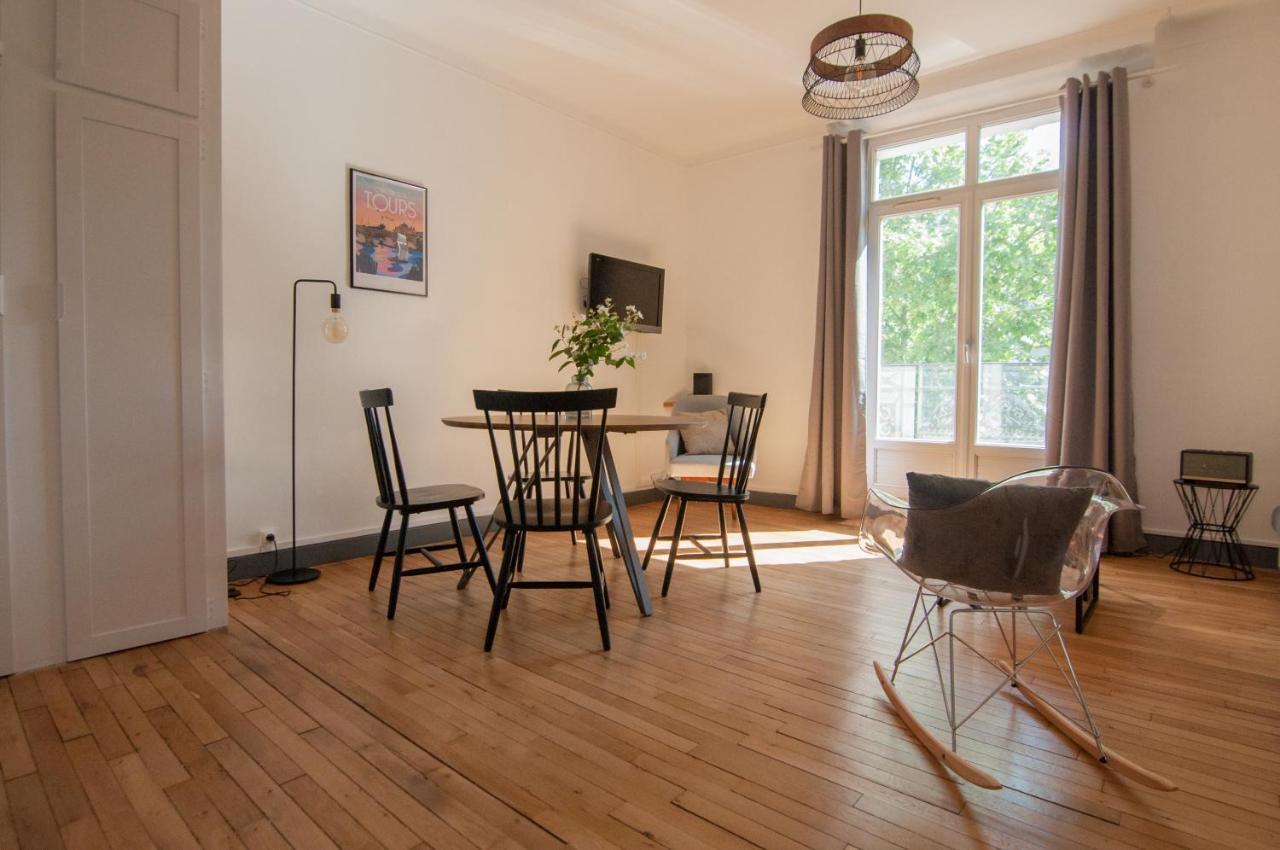 Bel Appartement Tours Centre 2 Chambres, 6 Pers "Pied-A-Tours" Luaran gambar